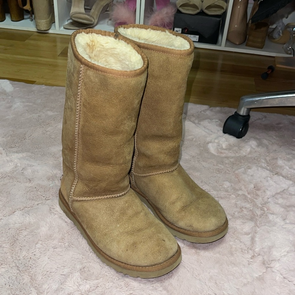 Ugg chestnut as 6 tall boots peel preloved